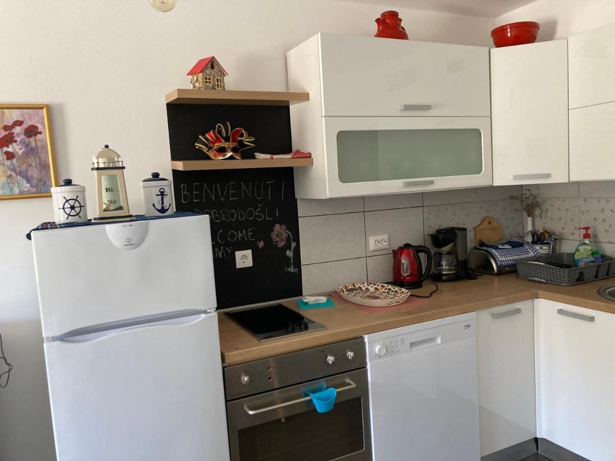 Nikka Apartments Малинська Екстер'єр фото