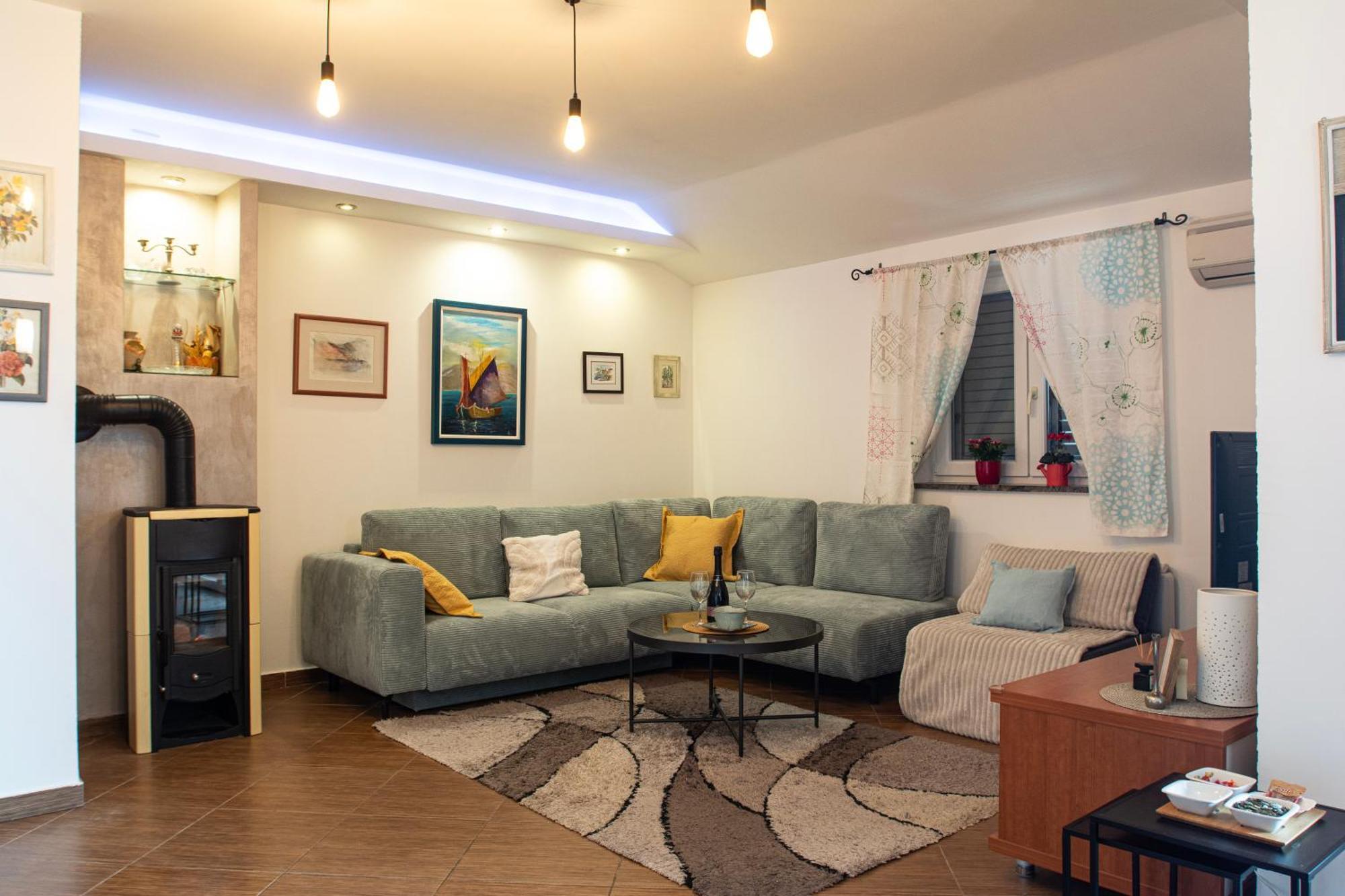 Nikka Apartments Малинська Екстер'єр фото
