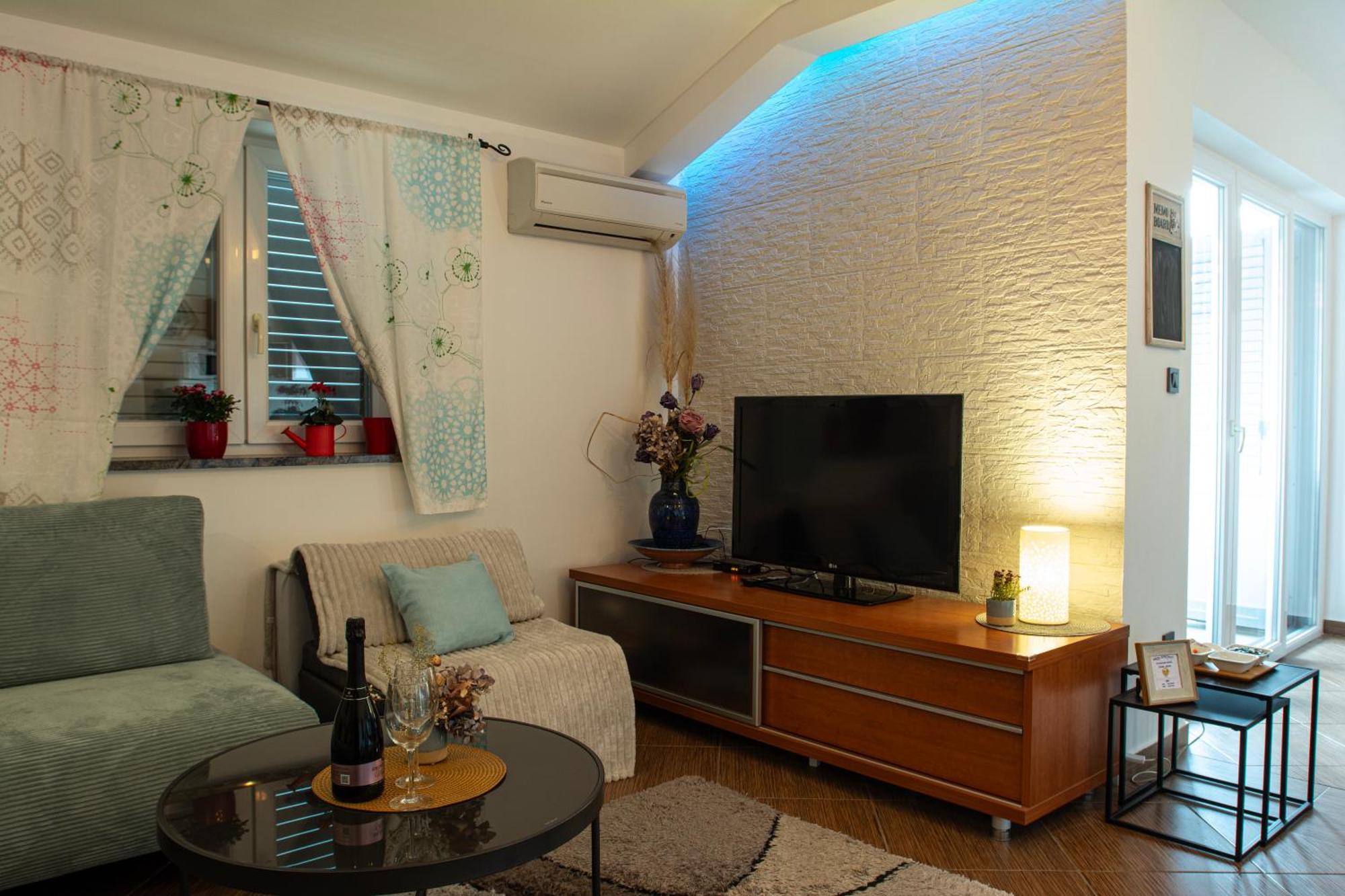 Nikka Apartments Малинська Екстер'єр фото